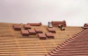 Comprendre le rôle des éléments de zinguerie